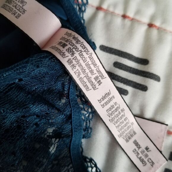 Victoria's Secret Teal Front Closure Racerback Bralette Medium - Picture 4 of 7